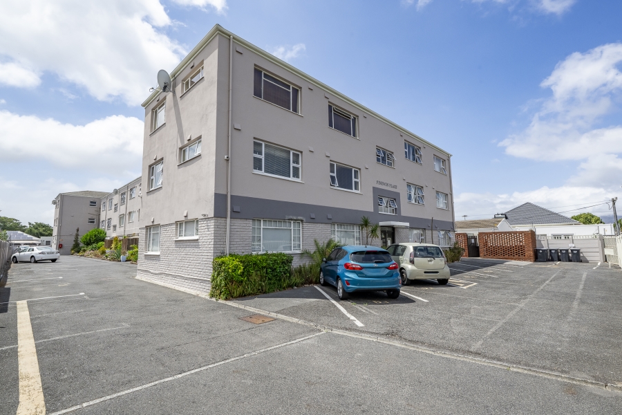 2 Bedroom Property for Sale in Diep River Western Cape